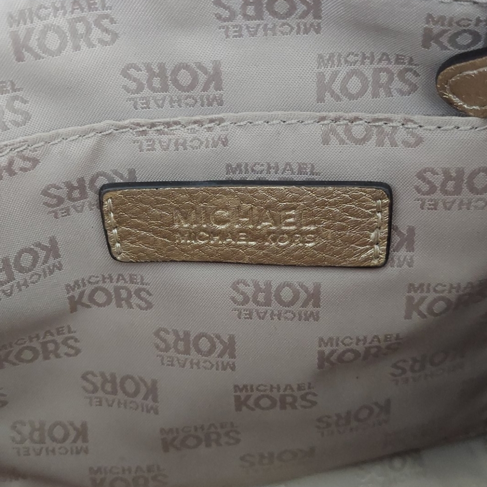 Purse - Picture 3 of 5